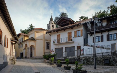 Romanico, piazzetta